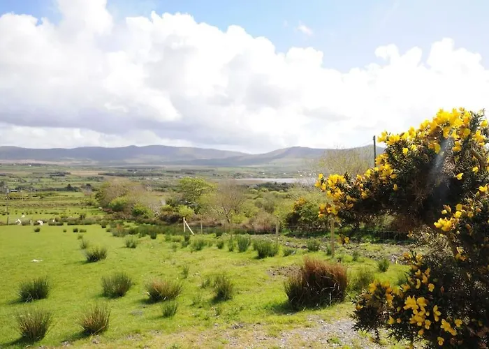 Skelligs Coast, Ring Of Kerry Feriehus *